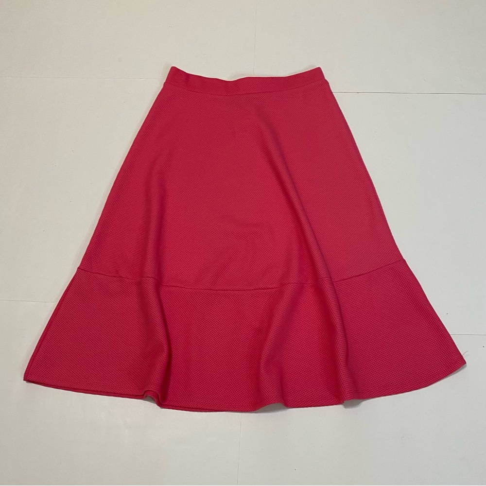 NWT! H&M Neon pink skirt, size small